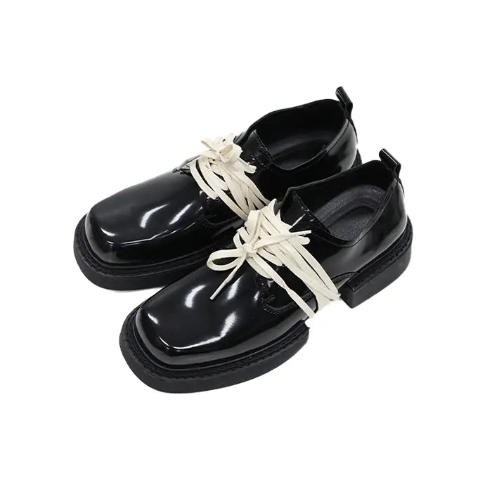 Shoes leather lacets wavyvinyl