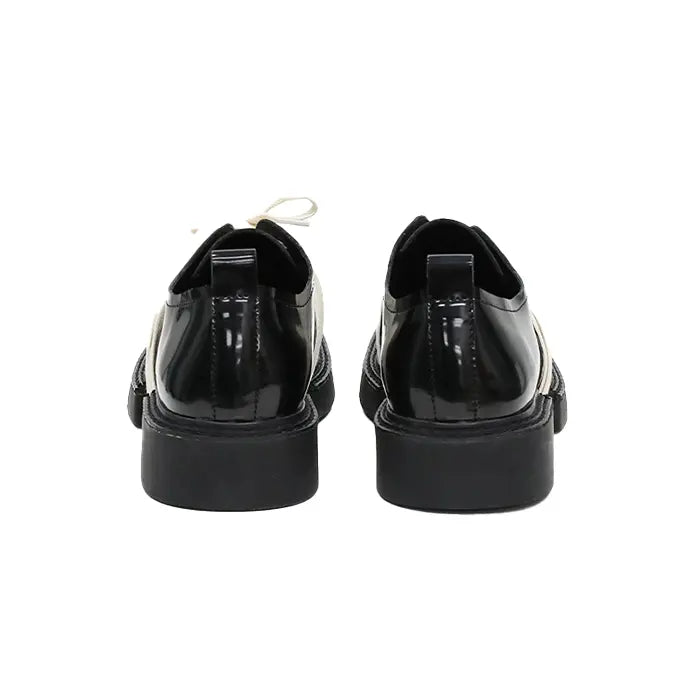 Shoes leather lacets wavyvinyl